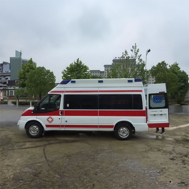 呼和浩特私人救护车租赁联系电话