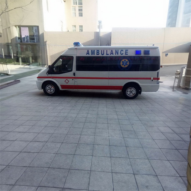 呼和浩特私人救护车租车电话