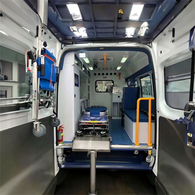 呼和浩特救护车租赁联系方式