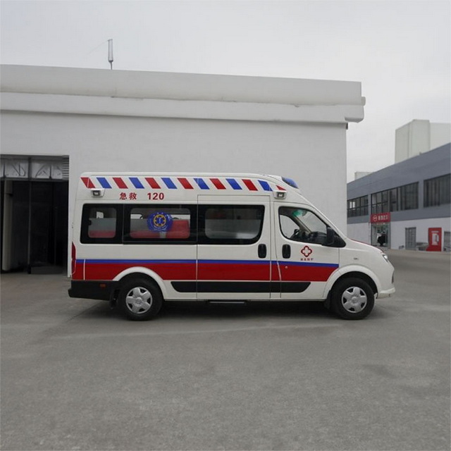 呼和浩特私人救护车租赁联系电话