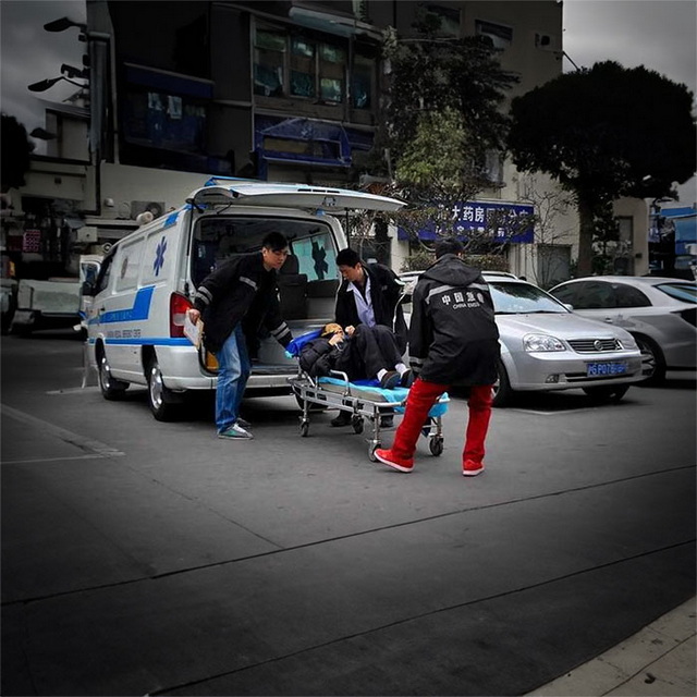 呼和浩特租赁私人救护车电话