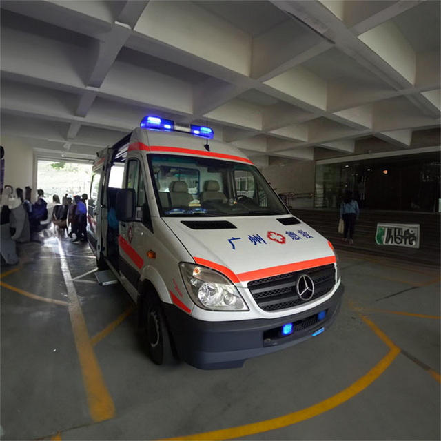 呼和浩特私人救护车出租电话