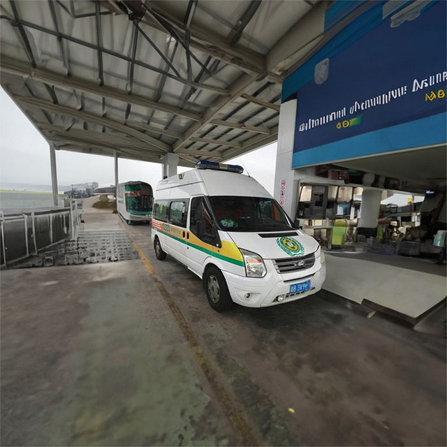 呼和浩特私人救护车租赁联系方式