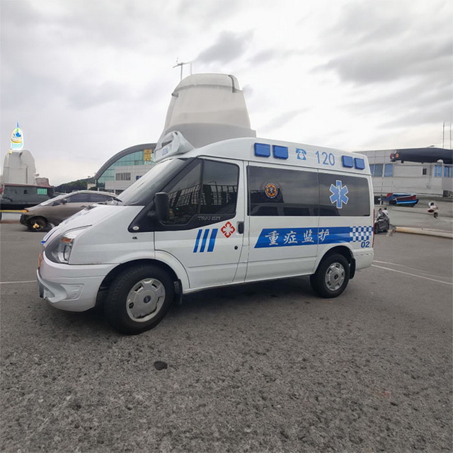 呼和浩特私人救护车出租收费