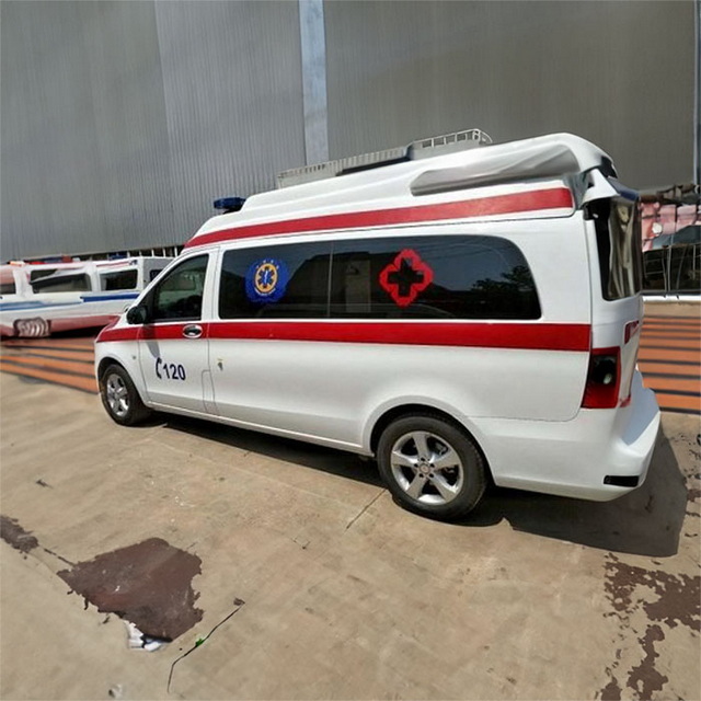呼和浩特私人救护车出租收费