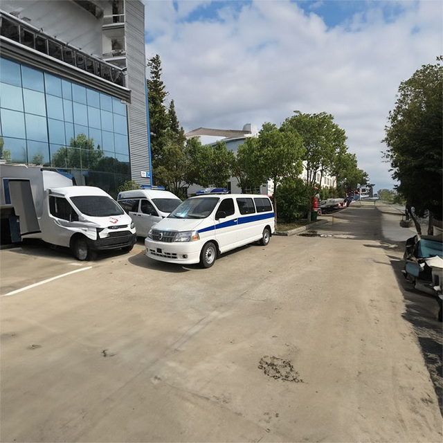 呼和浩特租赁私人救护车联系电话