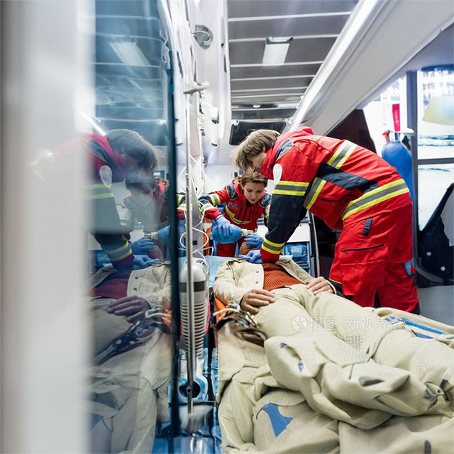 呼和浩特急救车租赁联系电话