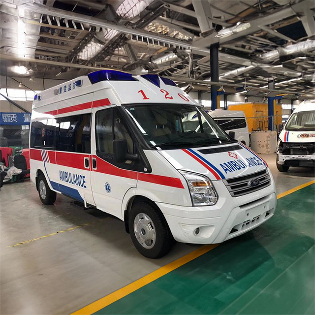 呼和浩特私人救护车租赁收费