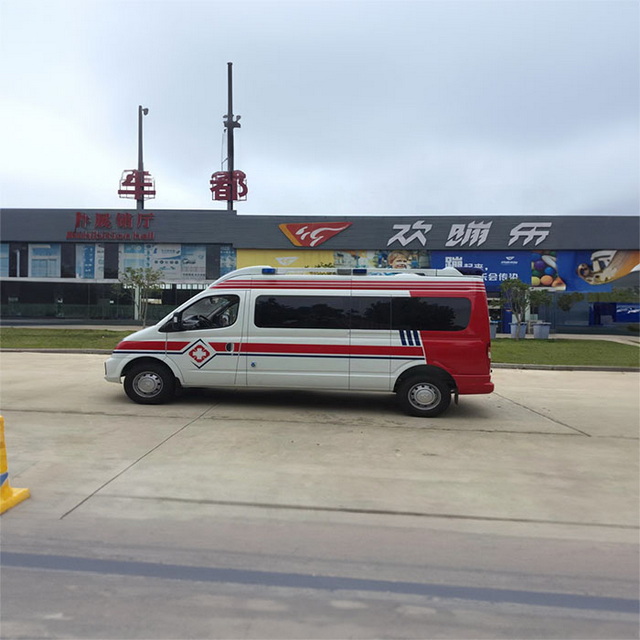 呼和浩特私人救护车出租收费