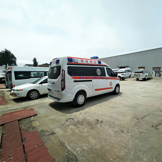 呼和浩特私人救护车出租多少钱