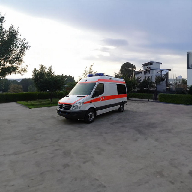 呼和浩特救护车租车联系方式