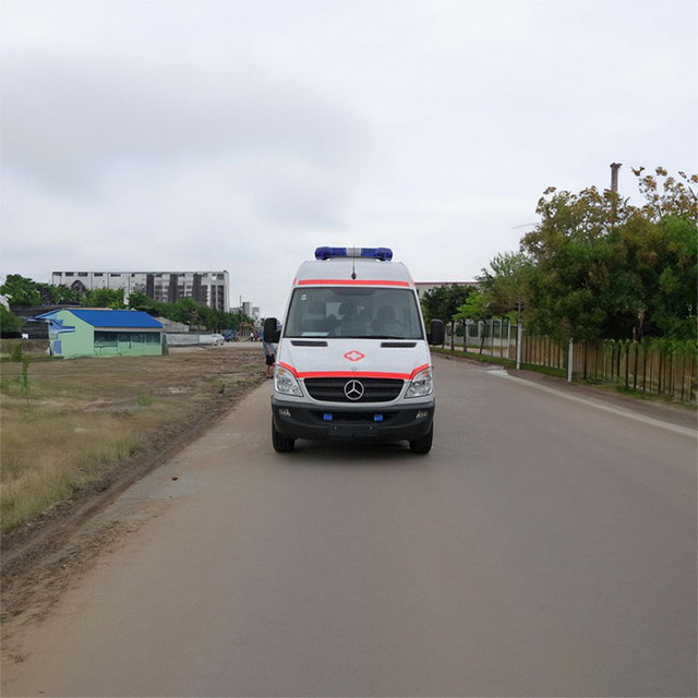 呼和浩特救护车租赁联系电话