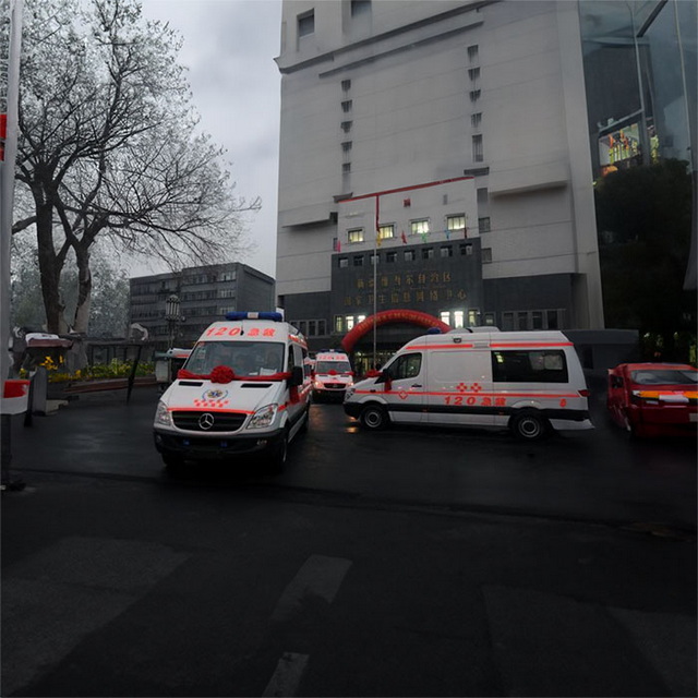 呼和浩特救护车租赁联系方式