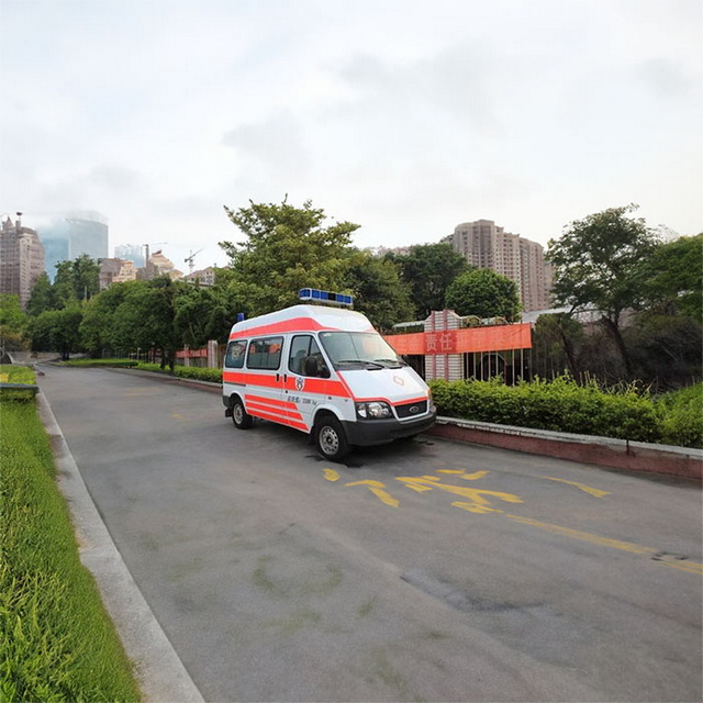 呼和浩特私人救护车租赁