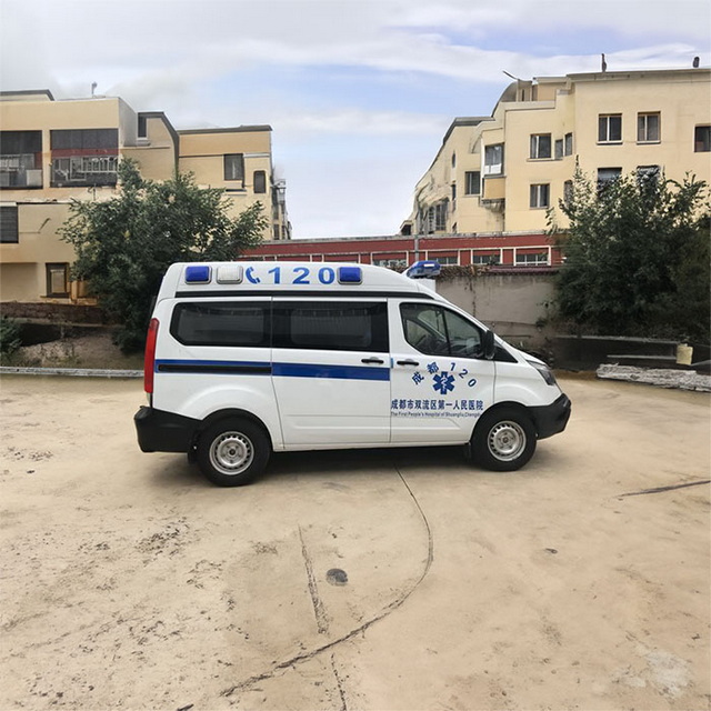 呼和浩特私人救护车租赁收费标准