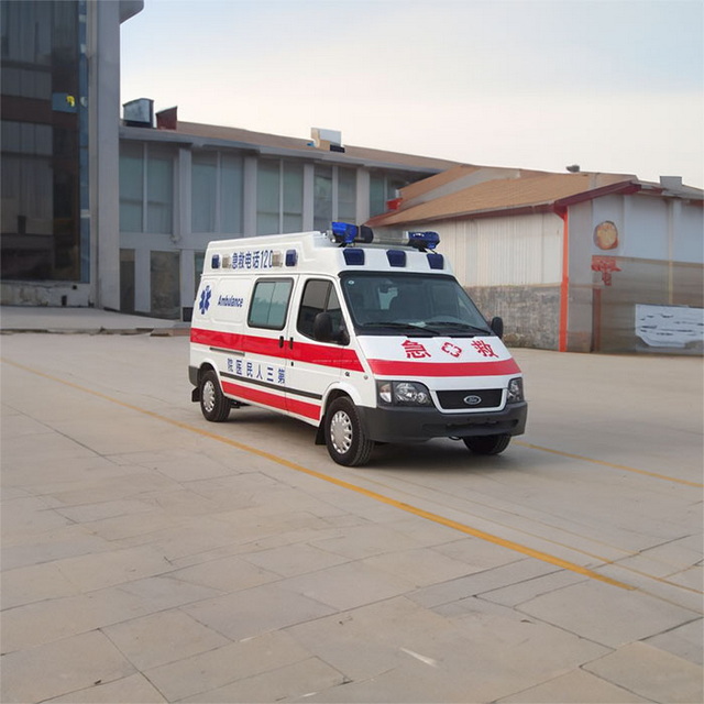 呼和浩特私人救护车出租收费