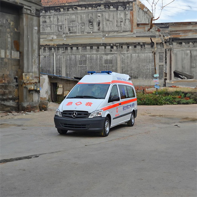 呼和浩特私人救护车出租联系电话