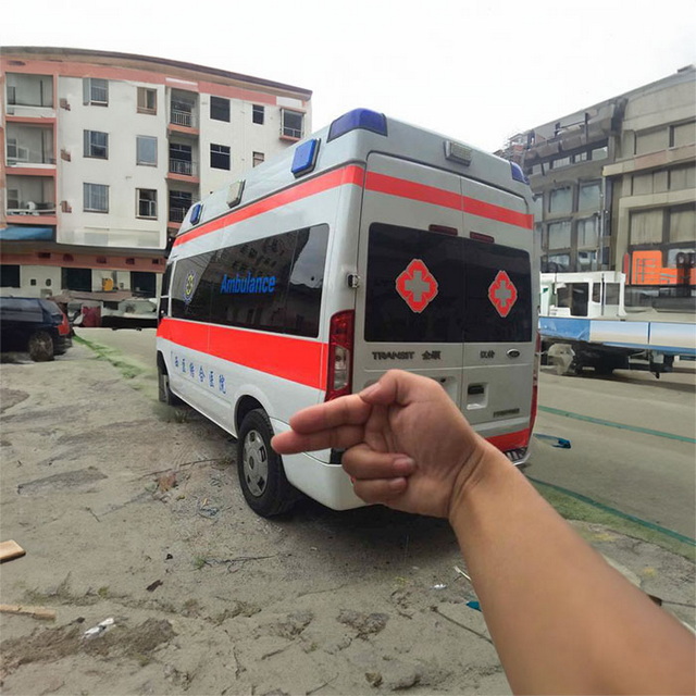 呼和浩特私人救护车租赁费用