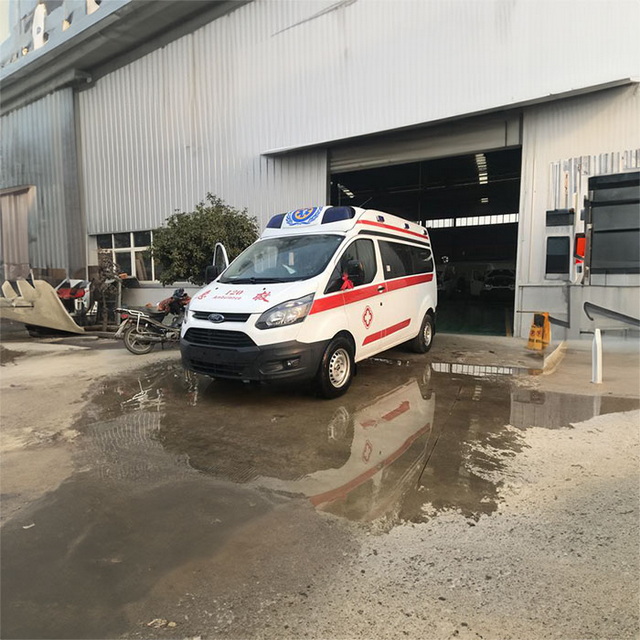 呼和浩特私人救护车租赁联系方式