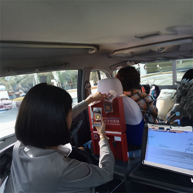 呼和浩特私人救护车租赁电话号码