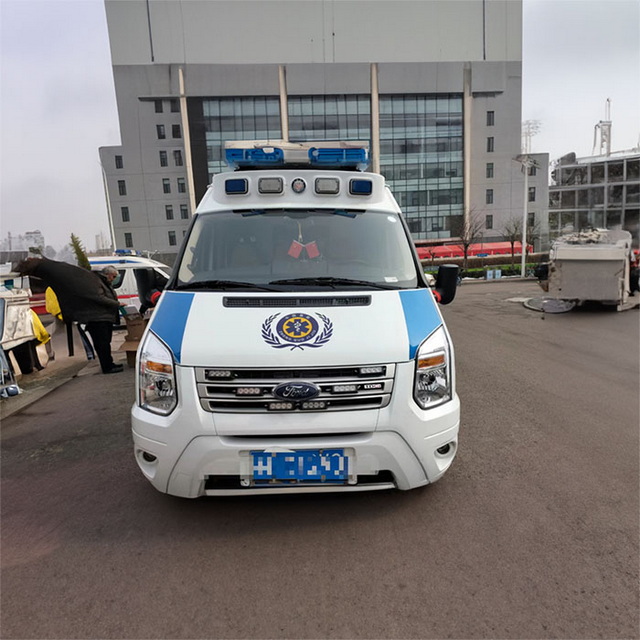 呼和浩特私人救护车租赁收费标准