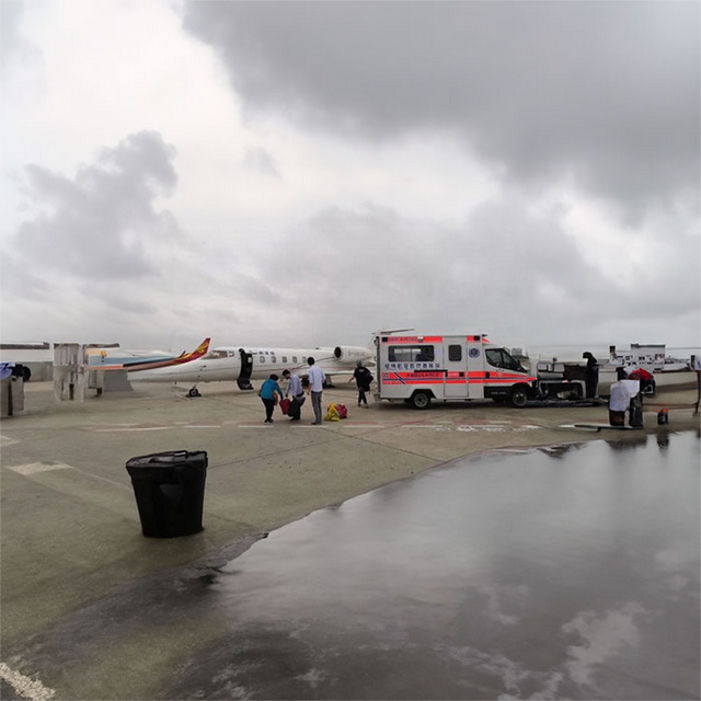 呼和浩特出租私人救护车电话号码