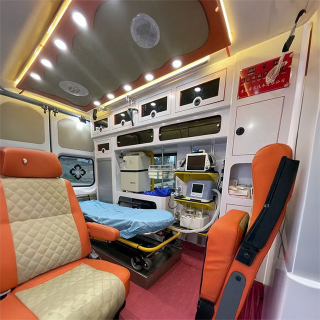 呼和浩特私人救护车租赁电话