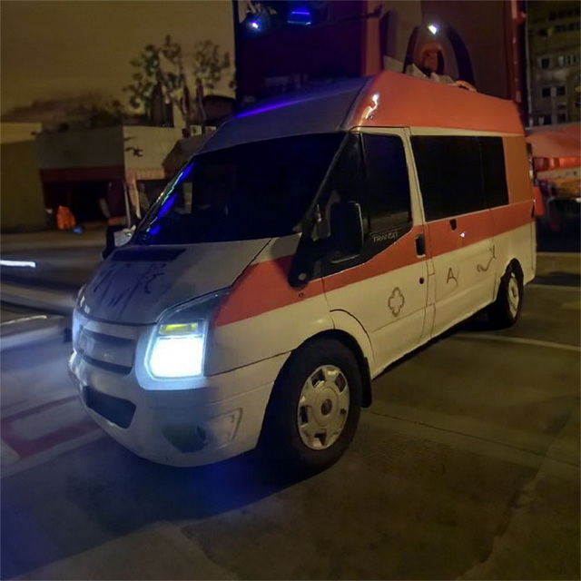 呼和浩特私人救护车出租收费