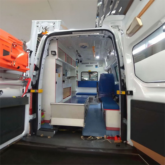 呼和浩特私人救护车租赁联系方式