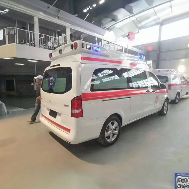 呼和浩特私人救护车租赁收费