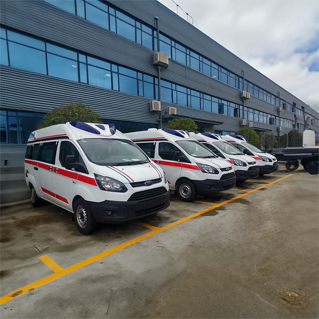 呼和浩特私人救护车租赁联系方式