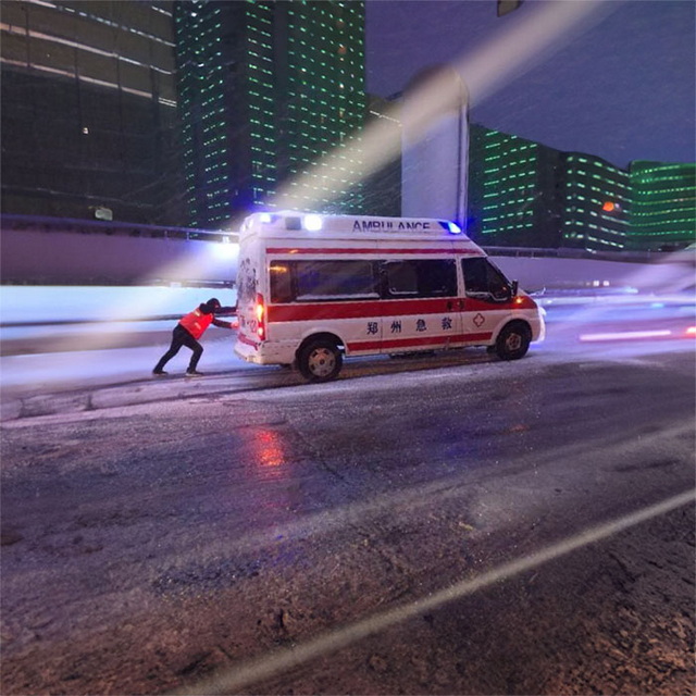 呼和浩特私人救护车出租