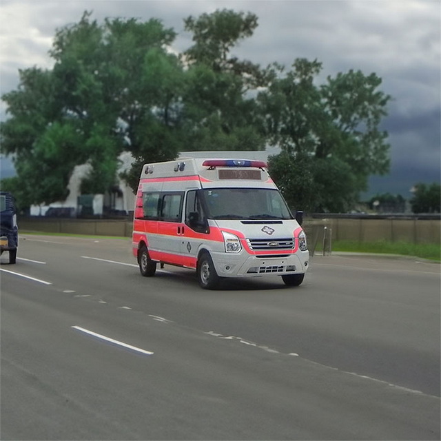 呼和浩特私人救护车出租电话号码