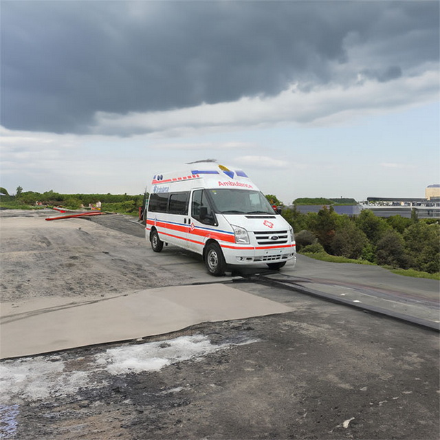 呼和浩特私人救护车租赁收费