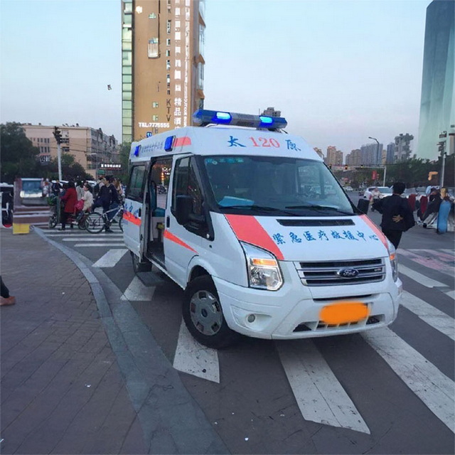 呼和浩特急救车租车联系方式